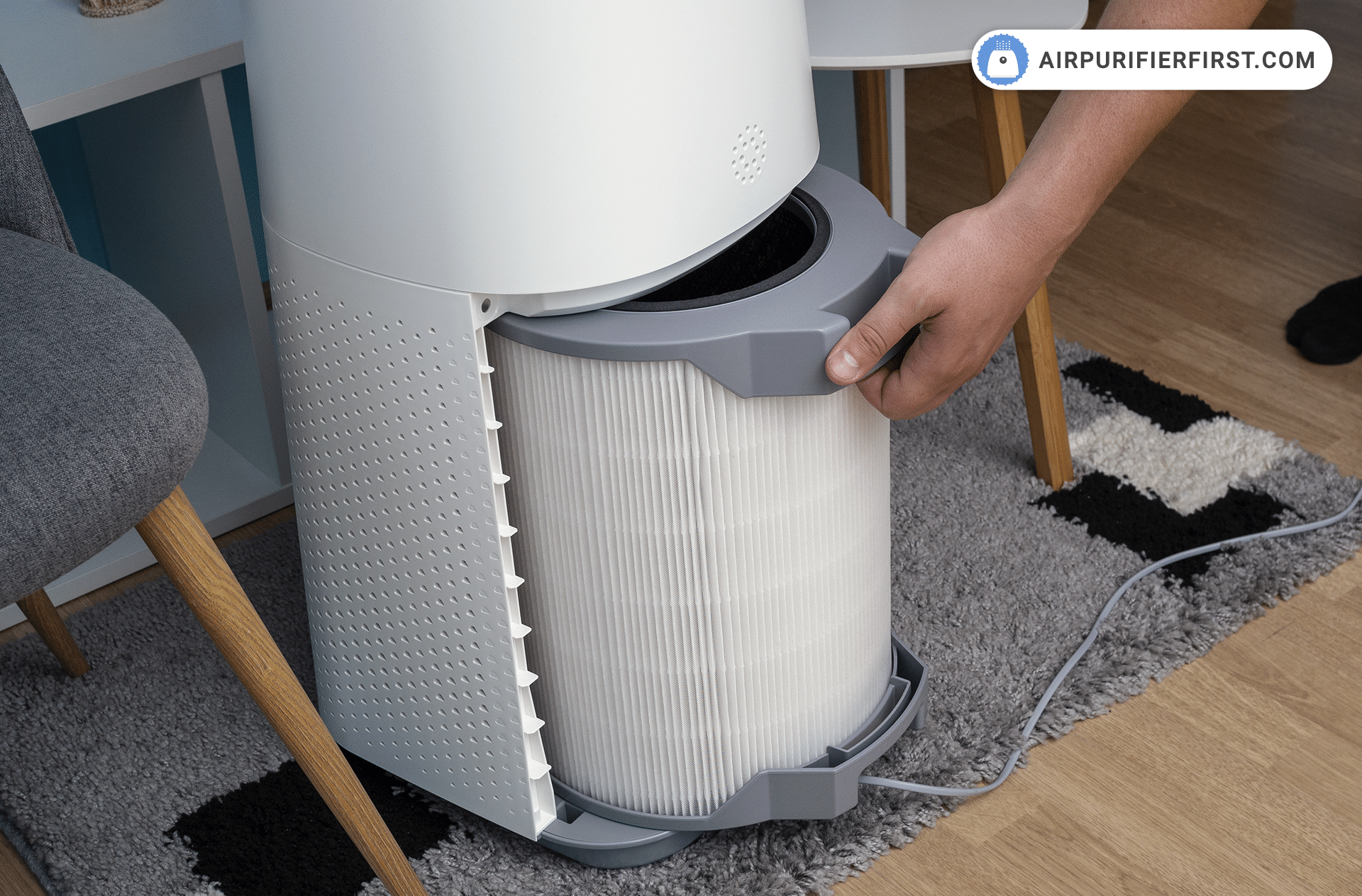 Removing old filter from air purifier